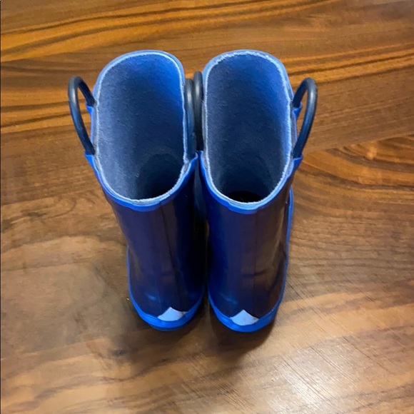 LL Bean Kids' Puddle Stompers Rain Boots - Picture 4 of 10
